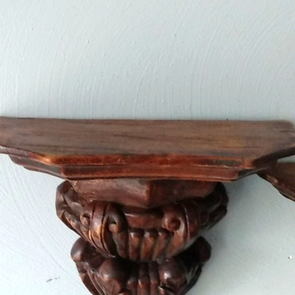 Handcarved shelves - Picture 8 of 16